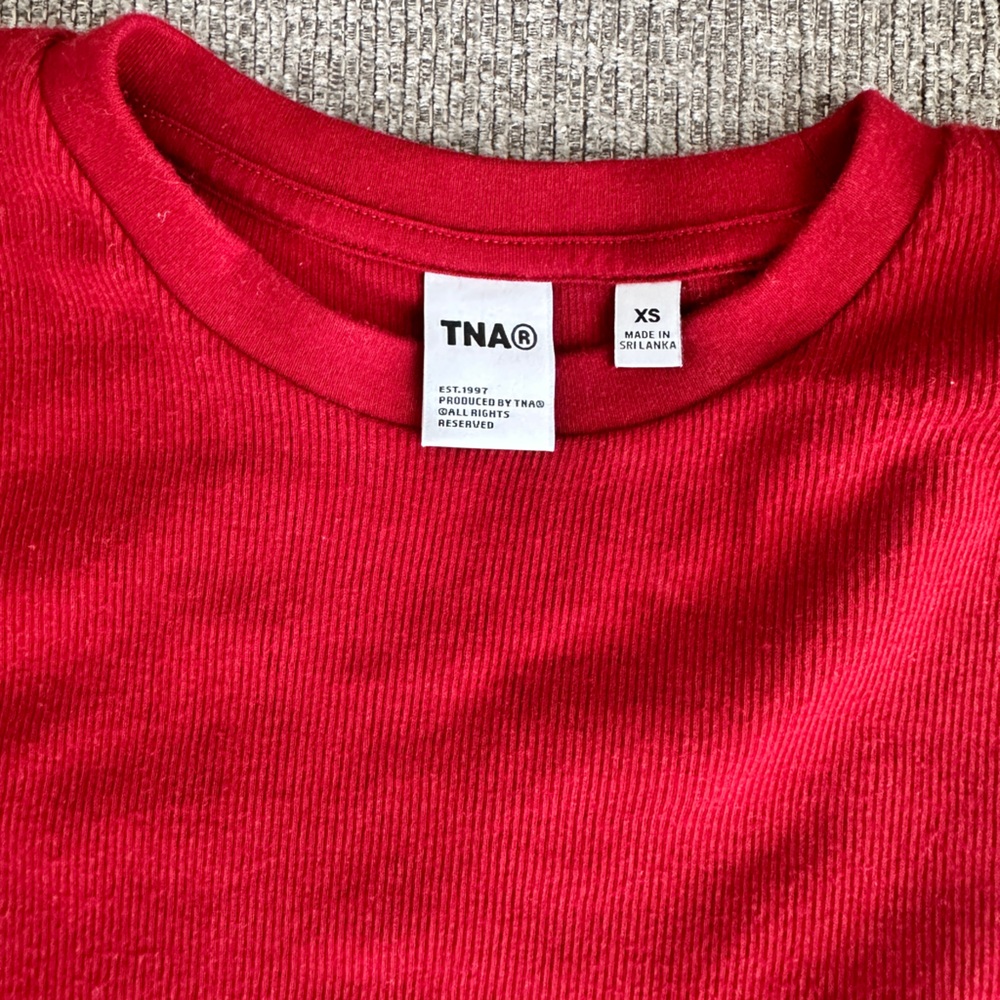 Aritzia Longsleeve